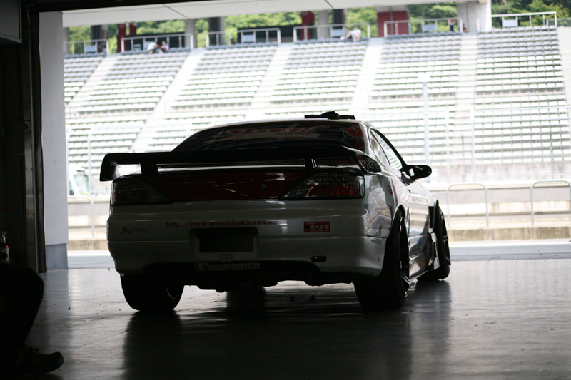 Illustration for article titled Was in the Team Sonic555 pit at Formula Drift (Contains RS4 Avant)